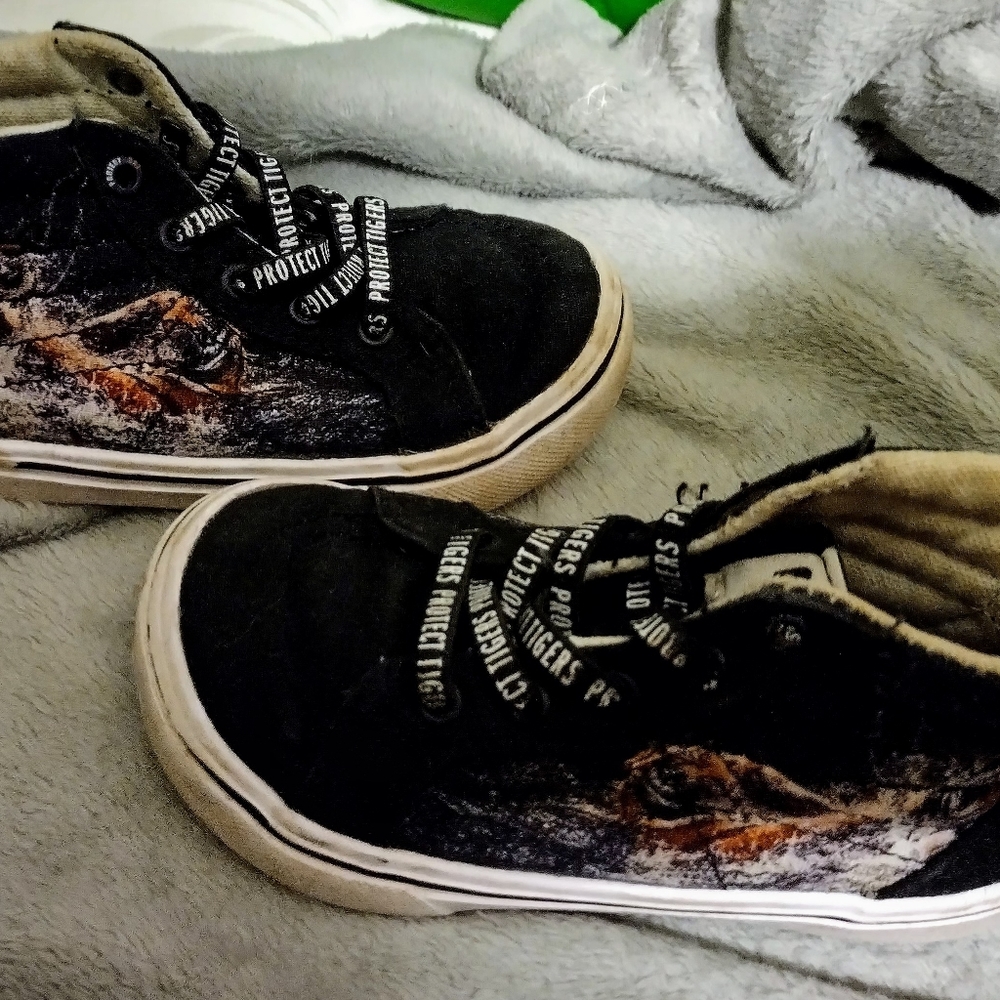 Van sneakers
